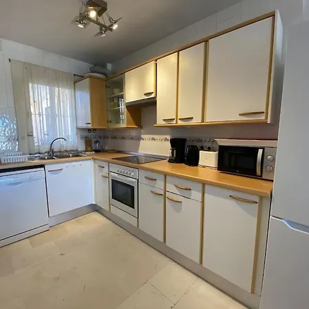 3 Bedroom Penthouse Close By Parque De La Paloma Apartment