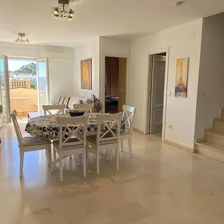 Apartment 3 Bedroom Penthouse Close By Parque De La Paloma Benalmadena
